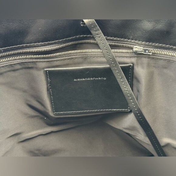 🆕 ALEXANDER WANG 🧿 NWOT Punch Crackle Leather Tote, Black Leather - AUTHENTIC - Picture 9 of 16